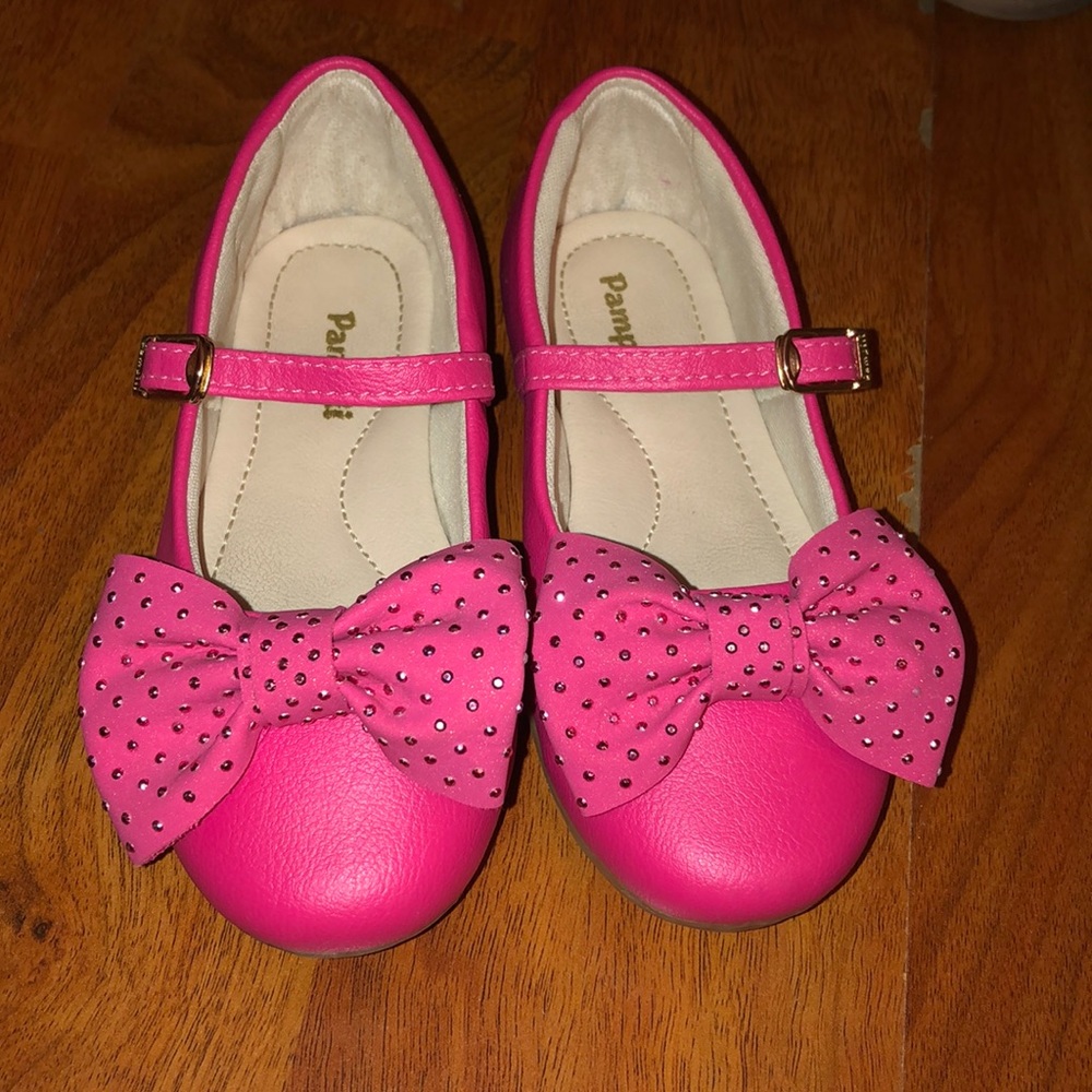 Pink flats